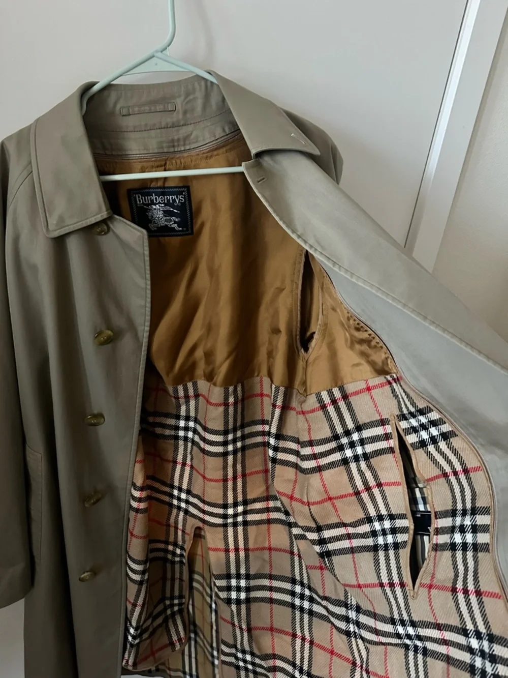 Vintage Burberry Trench Coat with Classic Check Lining - Picture 2 of 5